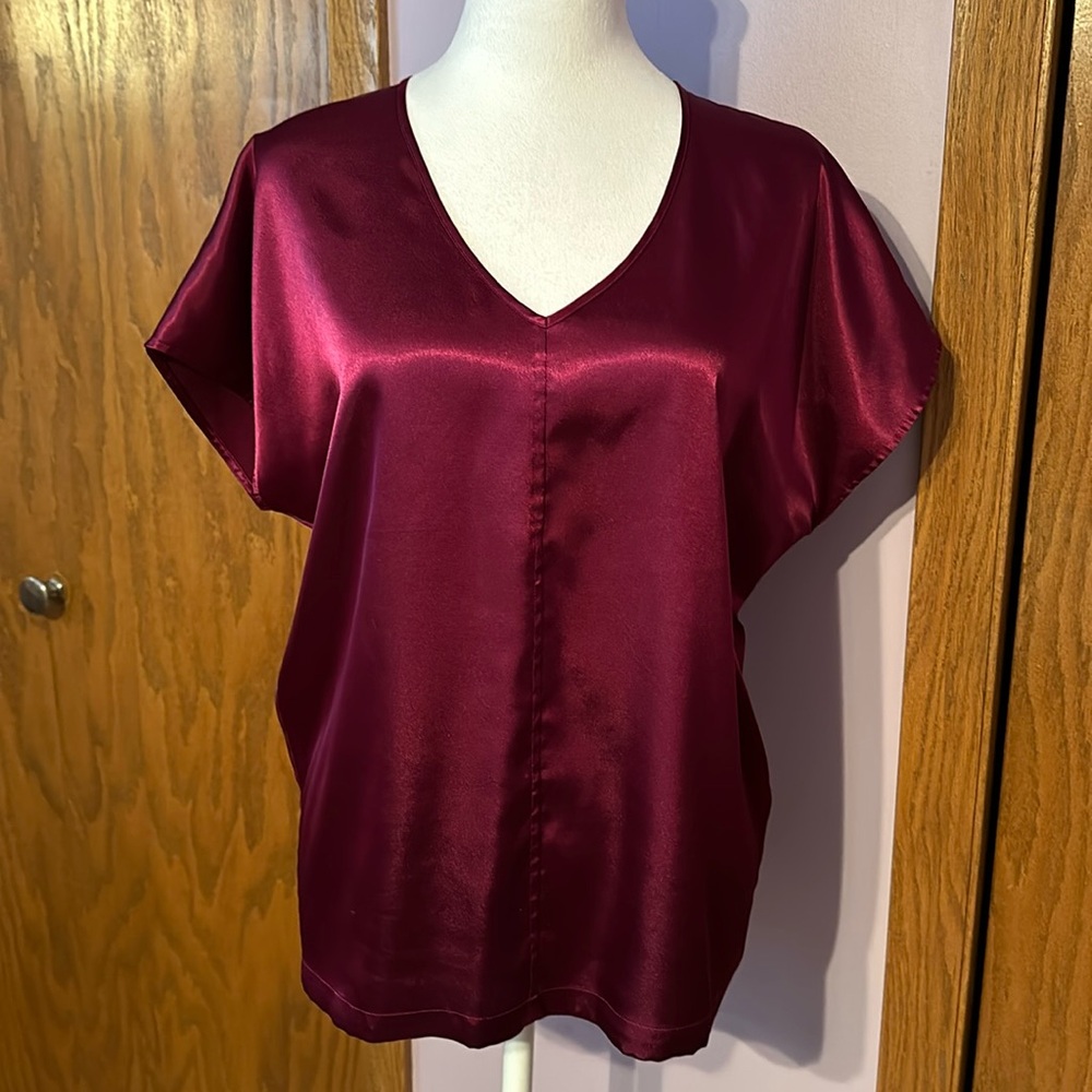 Chico’s size 0 purple top.